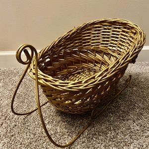 Large Basket Sleigh/Metal Frame (Porch,Gifts, Etc)